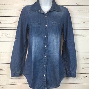 Derek Heart Women’s Chambray Shirt Junior’s Small